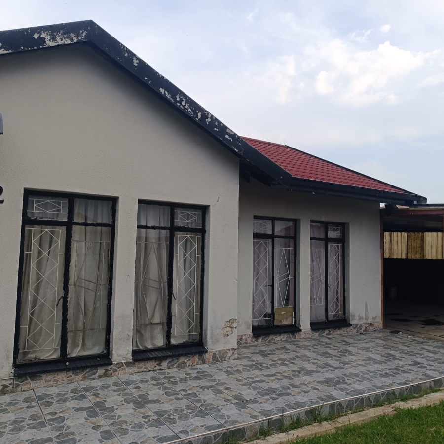 3 Bedroom Property for Sale in Zamdela Free State